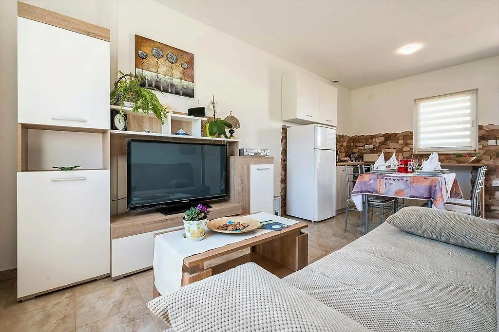 Apartment Vladimir 1427 Loborika Croacia